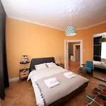 *citadel* 2br - Center